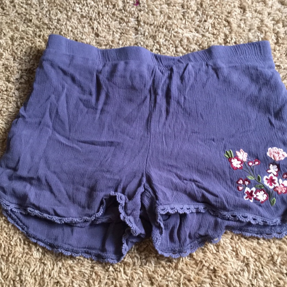 Cute blue with flower 🌸 shorts
